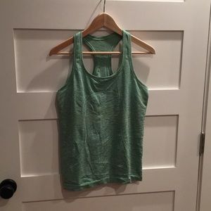 Lululemon swiftly tank size 8 heathered green